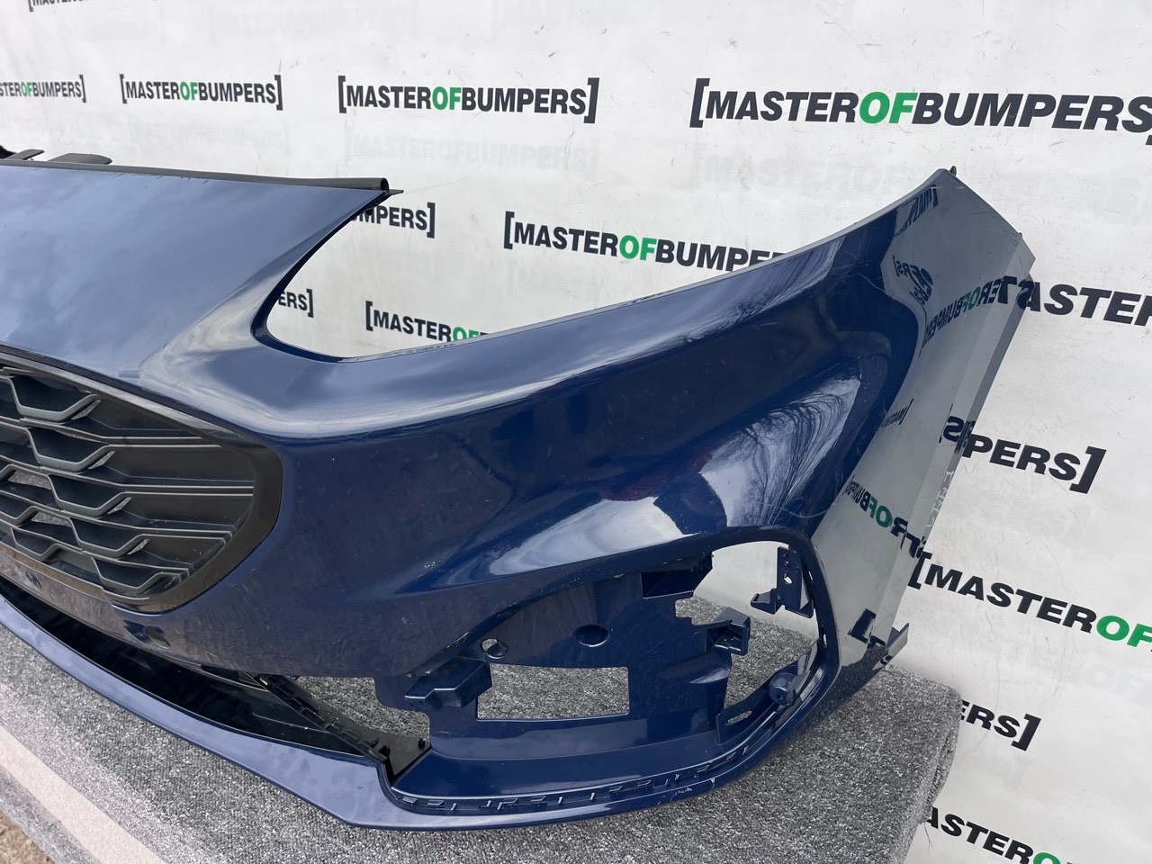 Ford Kuga St Line Titanium X 2020-2024 Front Bumper 4 Pdc Genuine [f772]