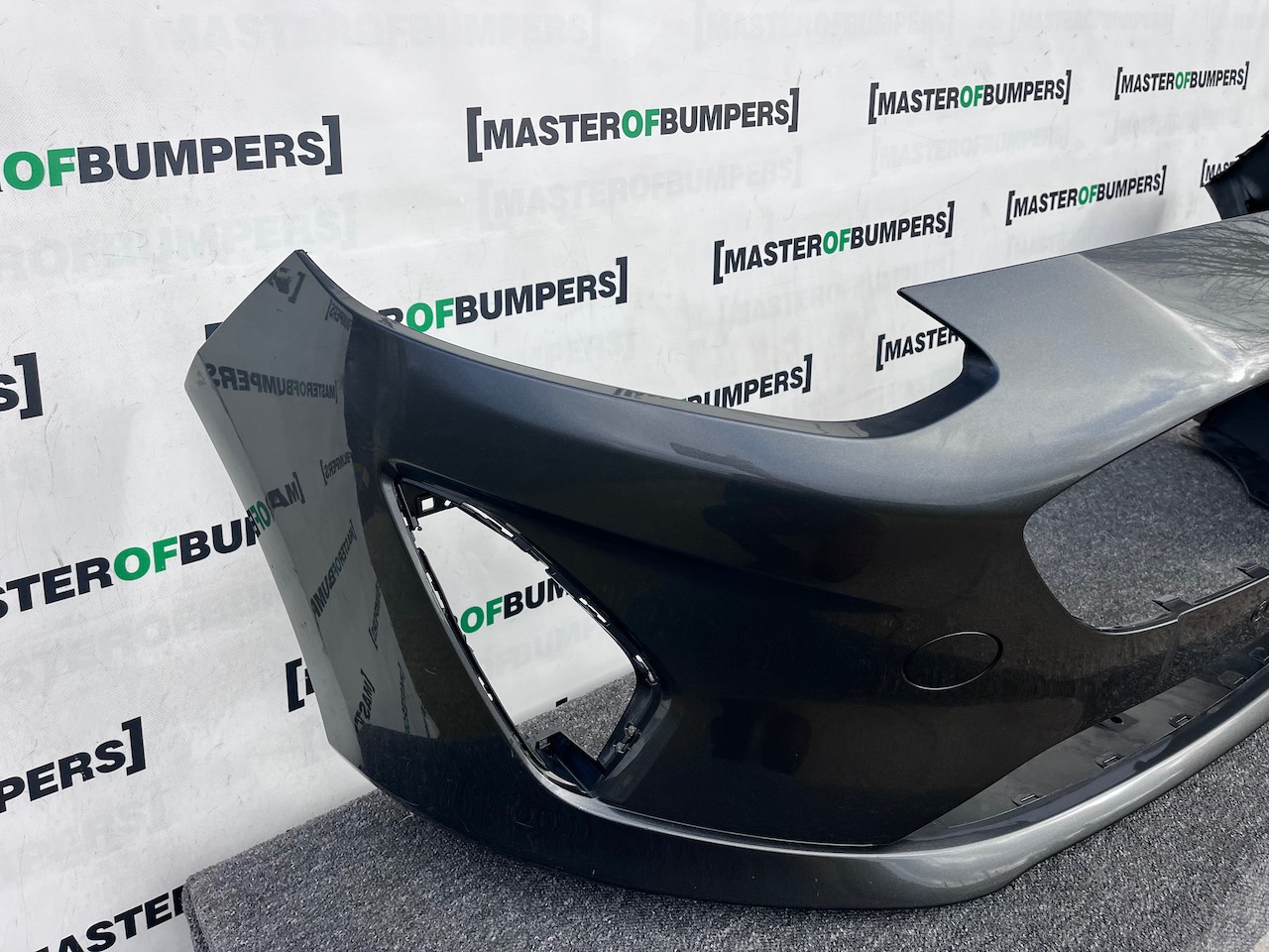 Ford Fiesta Se Mk10 Hatchback 2017-2021 Front Bumper No Pdc Genuine [f791]