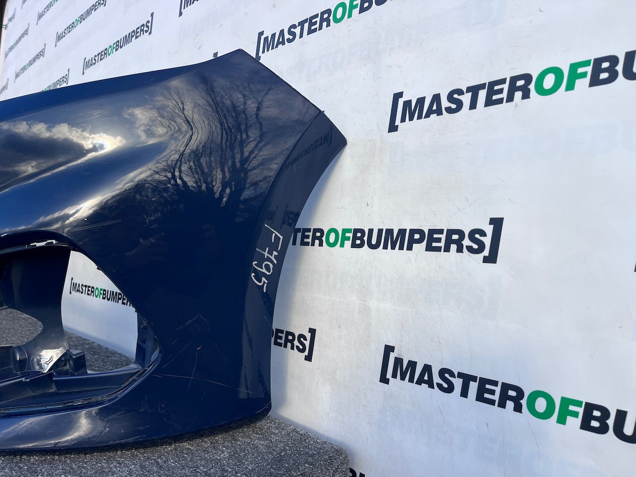 Ford Fiesta St Line Mk10 Hatchback 2017-2021 Front Bumper No Pdc Genuine [f795]