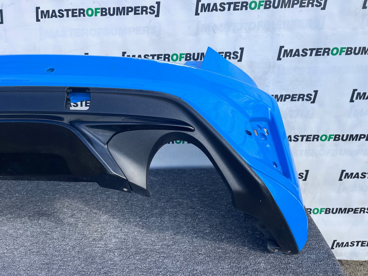 Ford Focus St-250 Ecoboost Hatchback 2022 - On Rear Bumper 4 Pdc Genuine [f813]