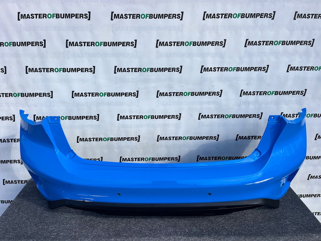 Ford Focus St-250 Ecoboost Hatchback 2022 - On Rear Bumper 4 Pdc Genuine [f813]
