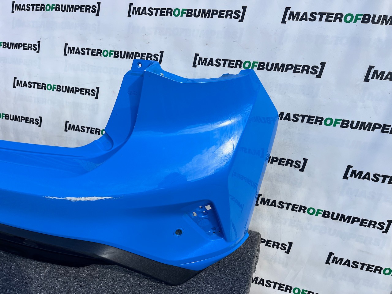 Ford Focus St-250 Ecoboost Hatchback 2022 - On Rear Bumper 4 Pdc Genuine [f813]