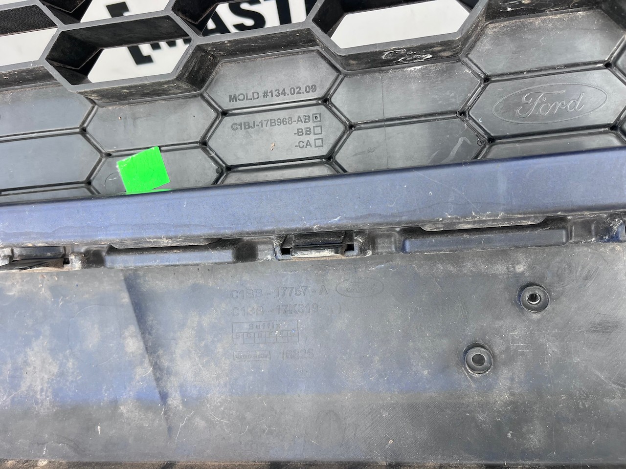 Ford Fiesta Zetec S Sport Hatchback 2013-2016 Front Bumper Genuine [f815]