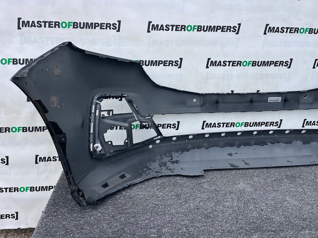 Ford Tourneo Conect Active Titanium 2023-2026 Front Bumper 4 Pdc Genuine [f820]