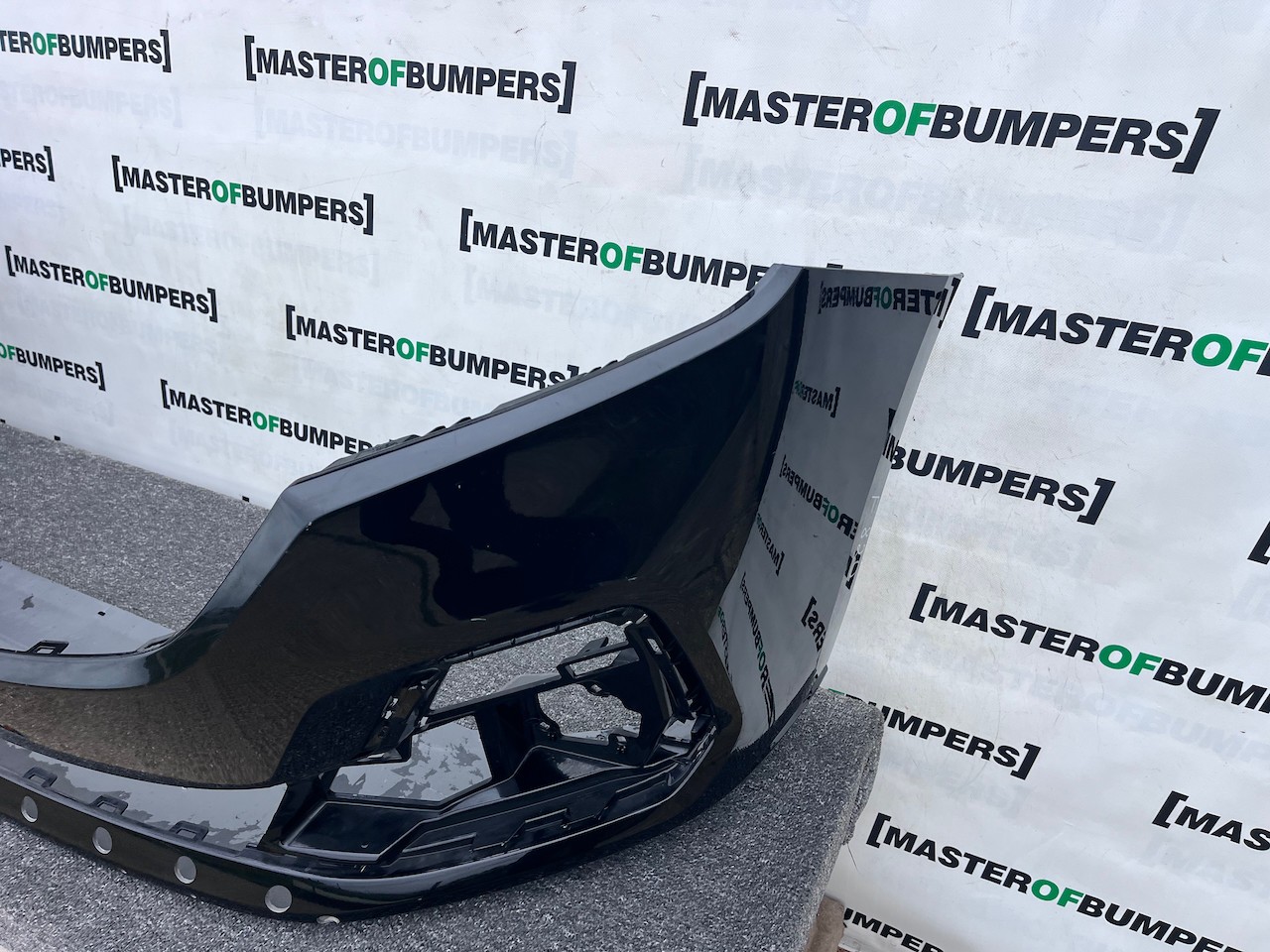 Ford Tourneo Conect Active Titanium 2023-2026 Front Bumper 4 Pdc Genuine [f820]