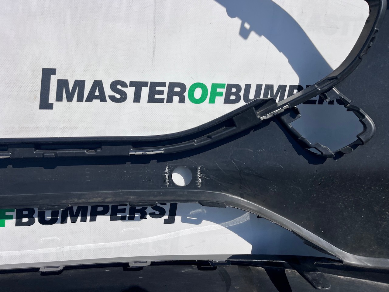 Ford Fiesta Se Mk10 Lift Hatchback 2022-2024 Front Bumper 6 Pdc Genuine [f836]