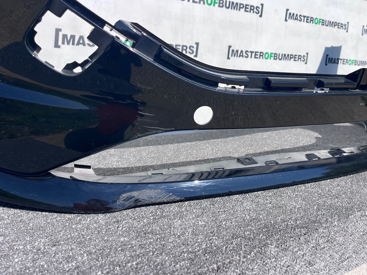 Ford Fiesta Se Mk10 Lift Hatchback 2022-2024 Front Bumper 6 Pdc Genuine [f836]