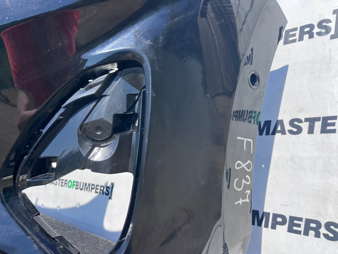 Ford Fiesta Se Mk10 Lift Hatchback 2022-2024 Front Bumper 6 Pdc Genuine [f837]