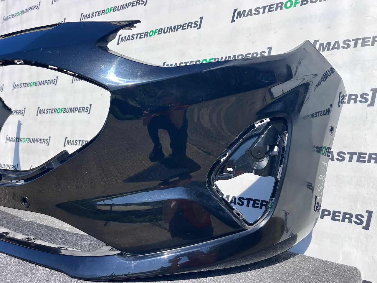 Ford Fiesta Se Mk10 Lift Hatchback 2022-2024 Front Bumper 6 Pdc Genuine [f837]