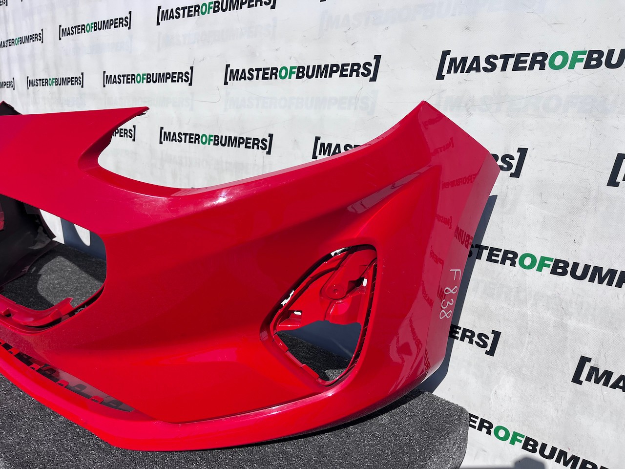 Ford Fiesta Se Mk10 Lift Hatchback 2022-2024 Front Bumper No Pdc Genuine [f838]