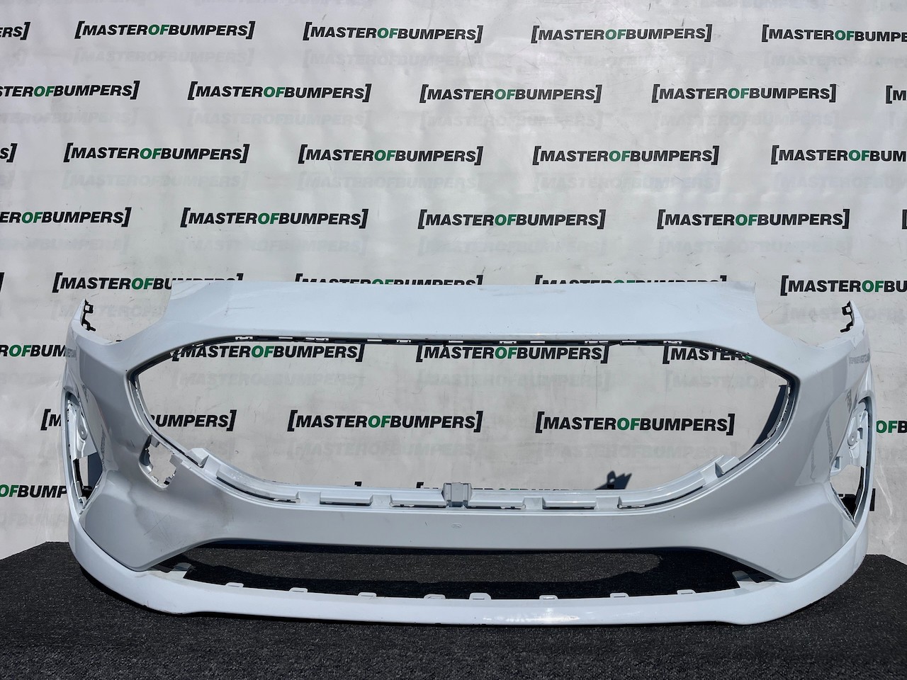 Ford Fiesta Se Mk10 Lift Hatchback 2022-2024 Front Bumper No Pdc Genuine [f839]