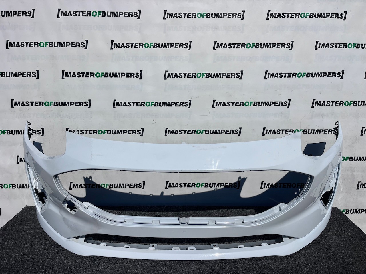 Ford Fiesta Se Mk10 Lift Hatchback 2022-2024 Front Bumper No Pdc Genuine [f839]
