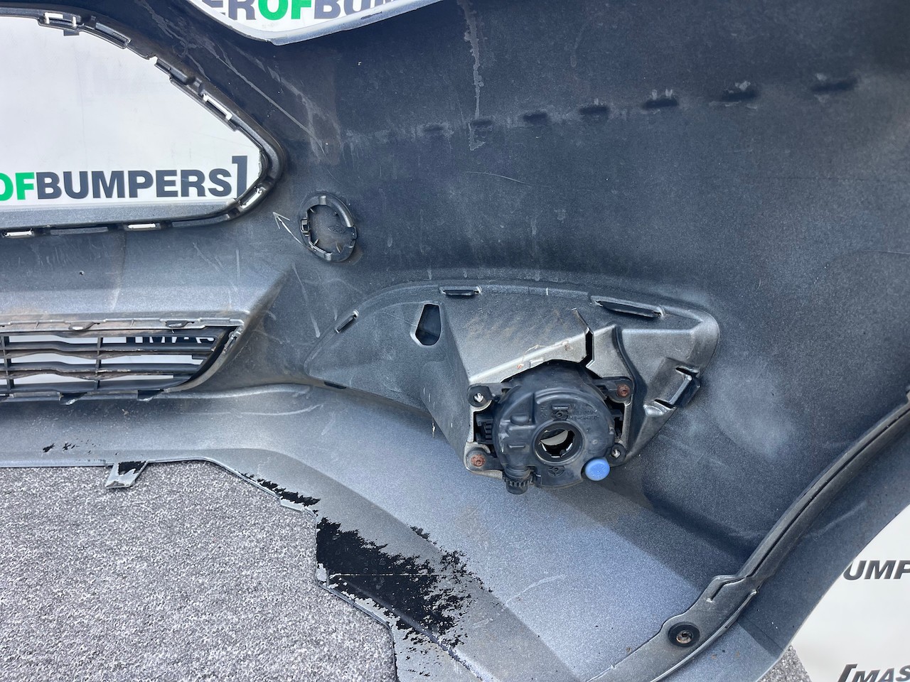 Ford Fiesta Se Mk8 Hatchback 2012-2016 Front Bumper Genuine [f847]