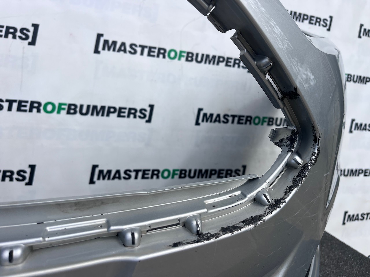 Ford Fiesta Se Mk8 Hatchback 2012-2016 Front Bumper Genuine [f847]