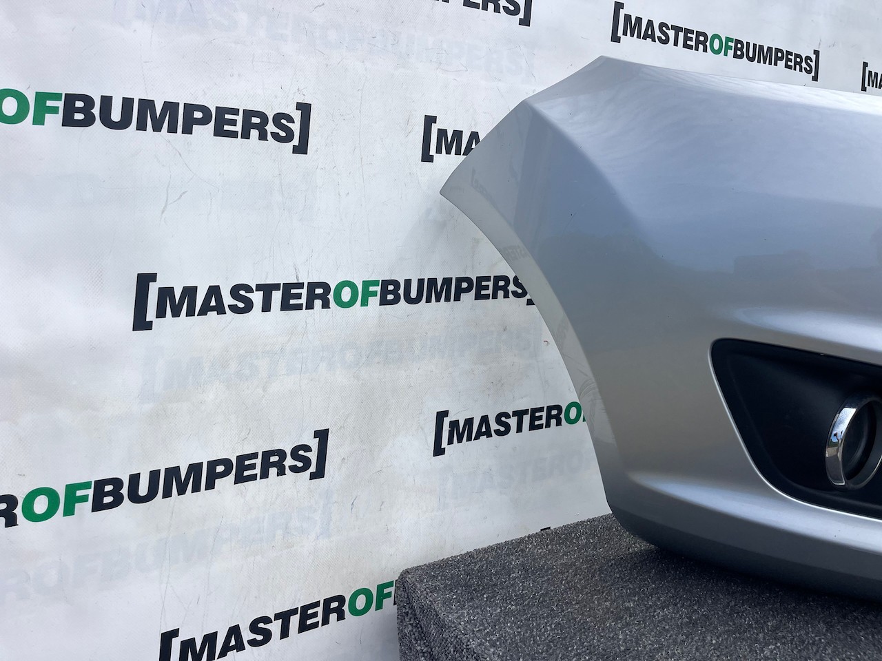 Ford Fiesta Se Mk8 Hatchback 2012-2016 Front Bumper Genuine [f847]