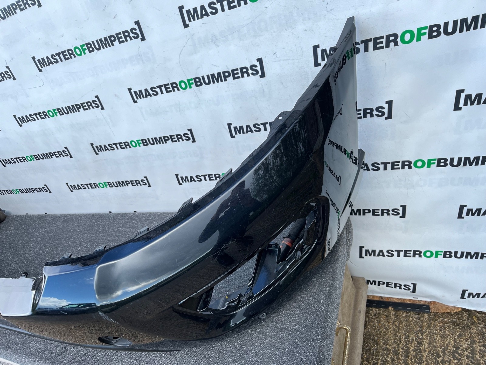 Ford Transit Van Mk4 Facelift 2019-2025 Front Bumper 6 Pdc Genuine [f851]