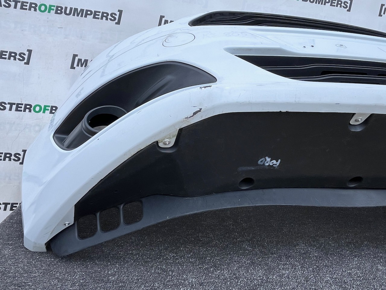 Ford Transit Courier Van 2013-2016 Front Bumper No Pdc Genuine [f853]