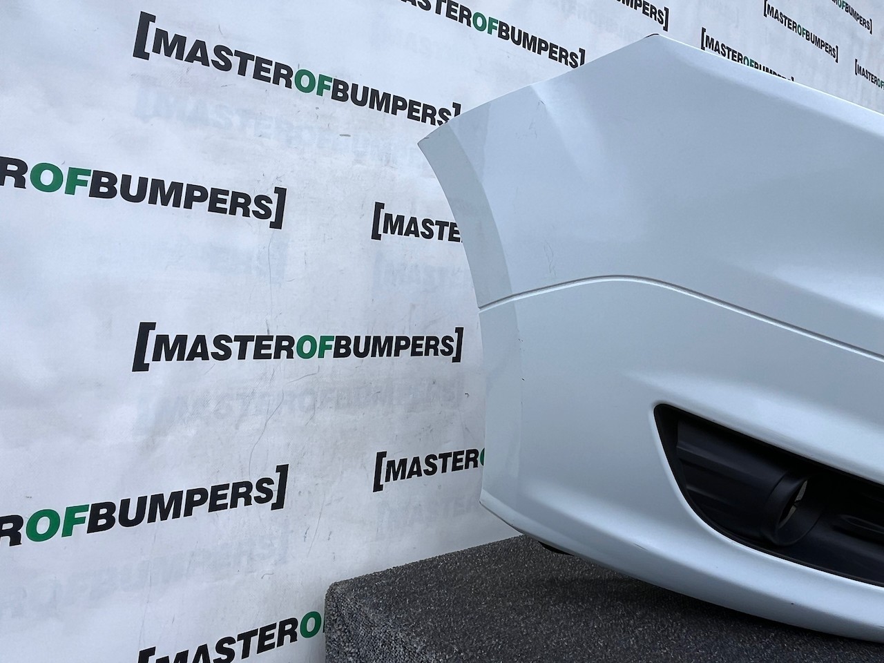 Ford Transit Courier Van 2013-2016 Front Bumper No Pdc Genuine [f853]