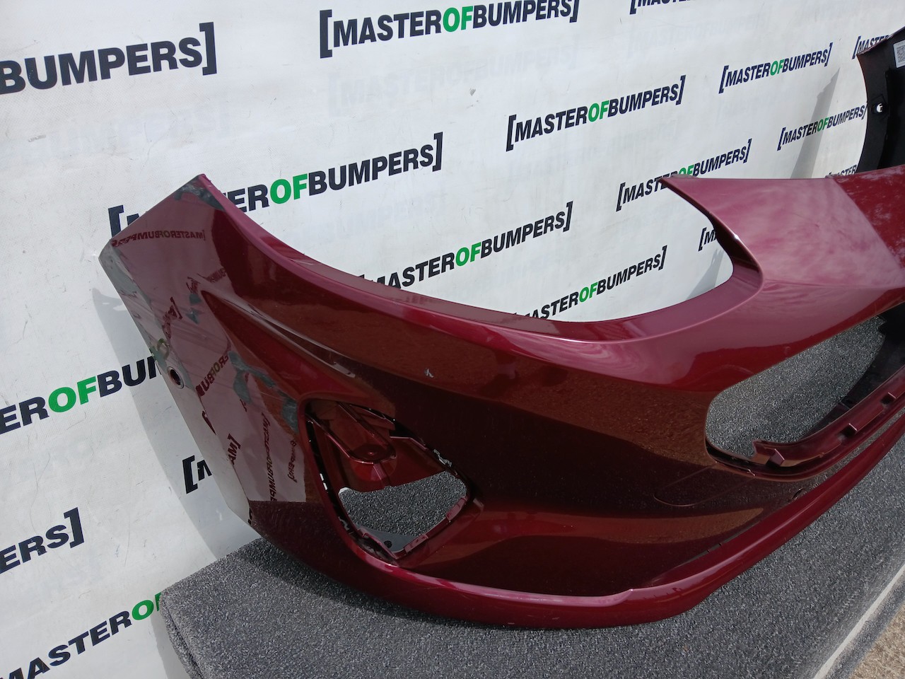 Ford Fiesta Se Mk10 Lift Hatchback 2022-2024 Front Bumper 6 Pdc Genuine [f859]