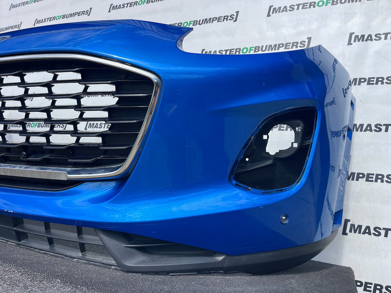 Ford Puma Mhev Ecoboost Titaniumk3 2019-2023 Front Bumper No Pdc Genuine [f868]
