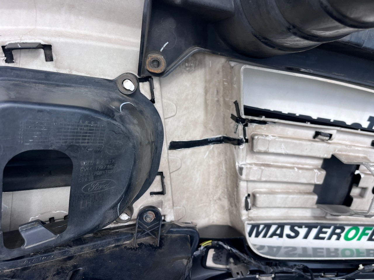 Ford Kuga Titanium X Mk2 2013-2016 Front Bumper 4 Pdc No Jets Genuine [f682]