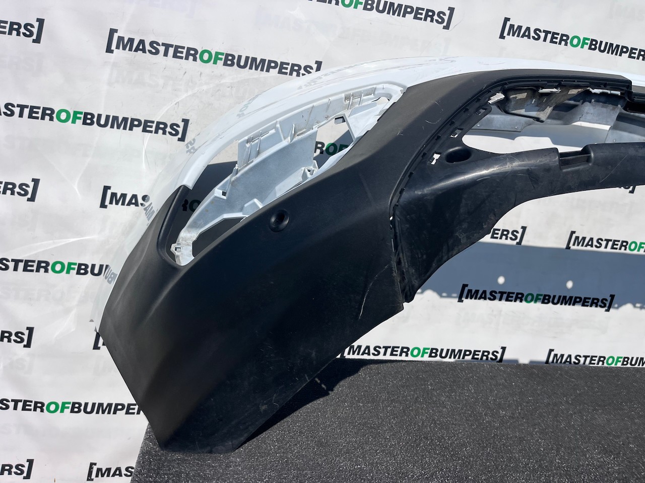 Ford Transit Custom Work Van 2018-2023 Front Bumper 4 Pdc Genuine [f870]