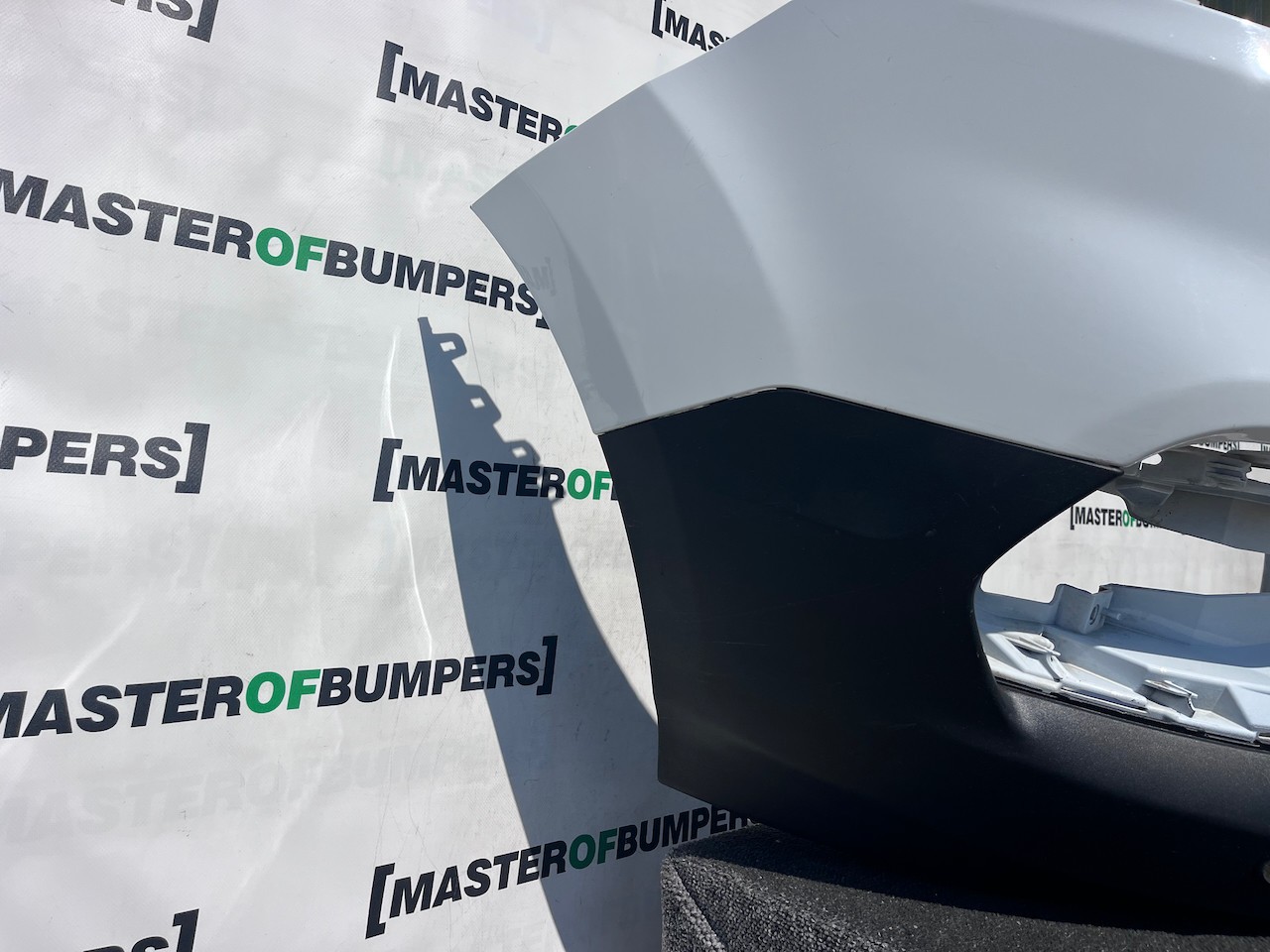Ford Transit Custom Work Van 2018-2023 Front Bumper 4 Pdc Genuine [f870]