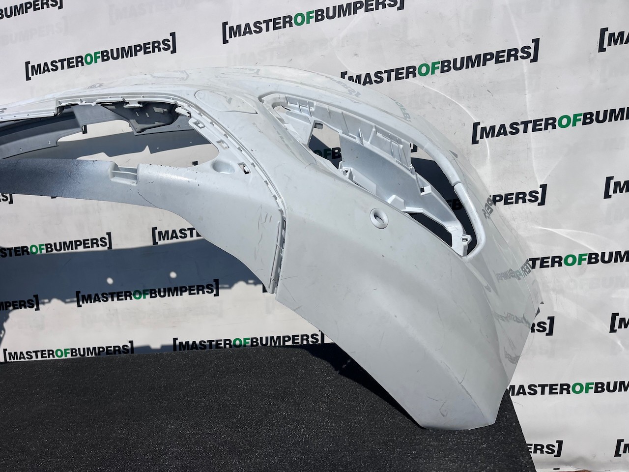 Ford Transit Custom Limited Van 2018-2023 Front Bumper 4 Pdc Genuine [f871]