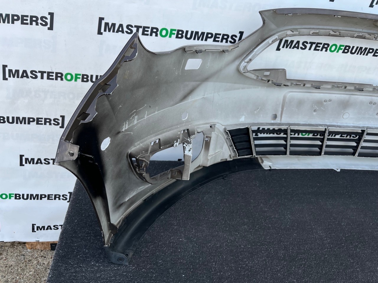 Ford C Max Grand C Max Titanium Mk2 2015-2019 Front Bumper 6 Pdc Genuine [f889]