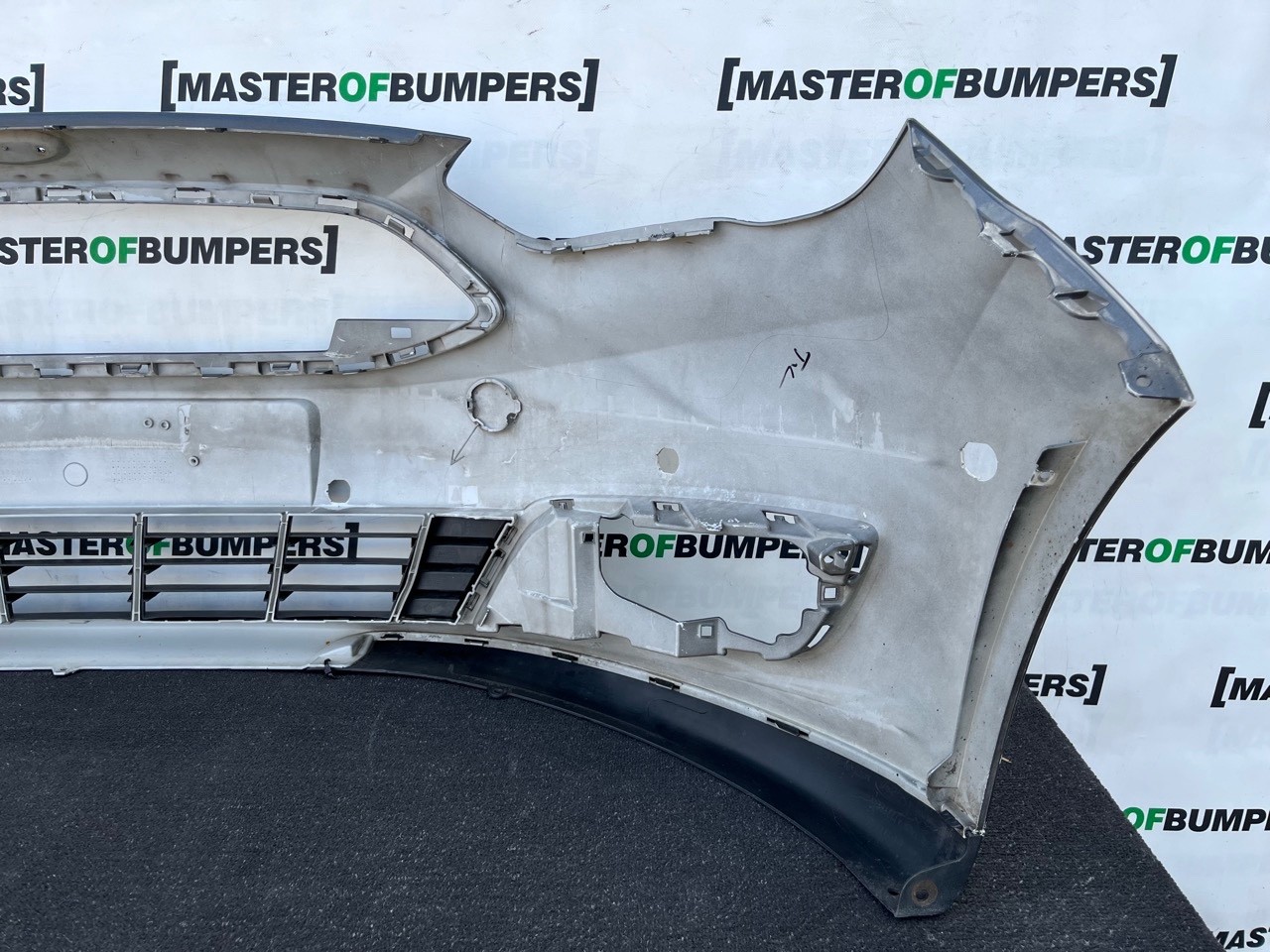 Ford C Max Grand C Max Titanium Mk2 2015-2019 Front Bumper 6 Pdc Genuine [f890]