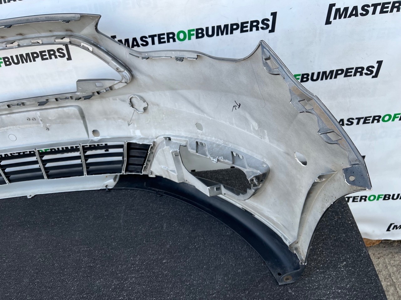 Ford C Max Grand C Max Titanium Mk2 2015-2019 Front Bumper 6 Pdc Genuine [f890]