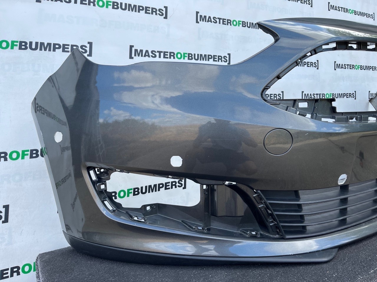 Ford C Max Grand C Max Titanium Mk2 2015-2019 Front Bumper 6 Pdc Genuine [f890]