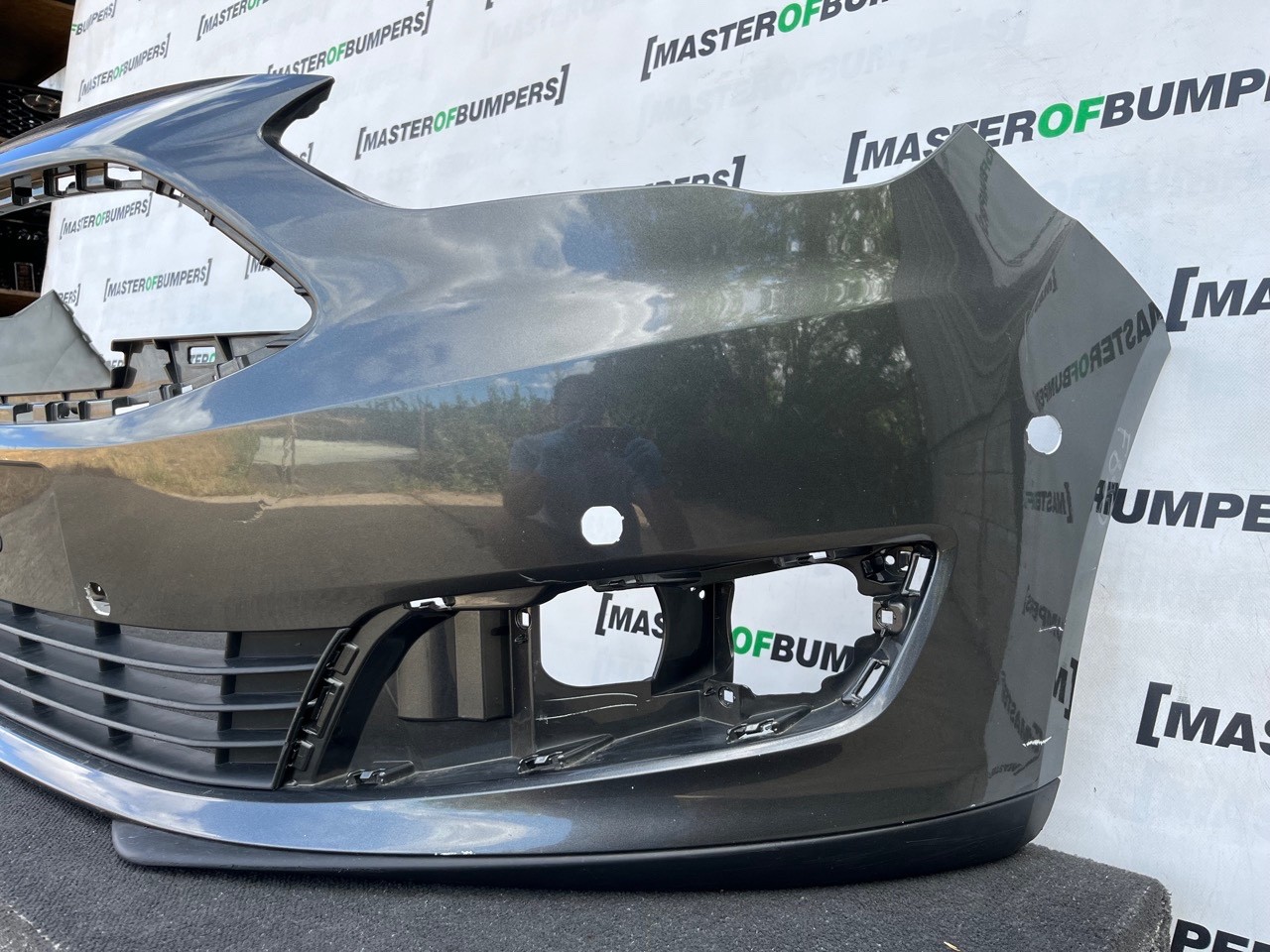Ford C Max Grand C Max Titanium Mk2 2015-2019 Front Bumper 6 Pdc Genuine [f890]