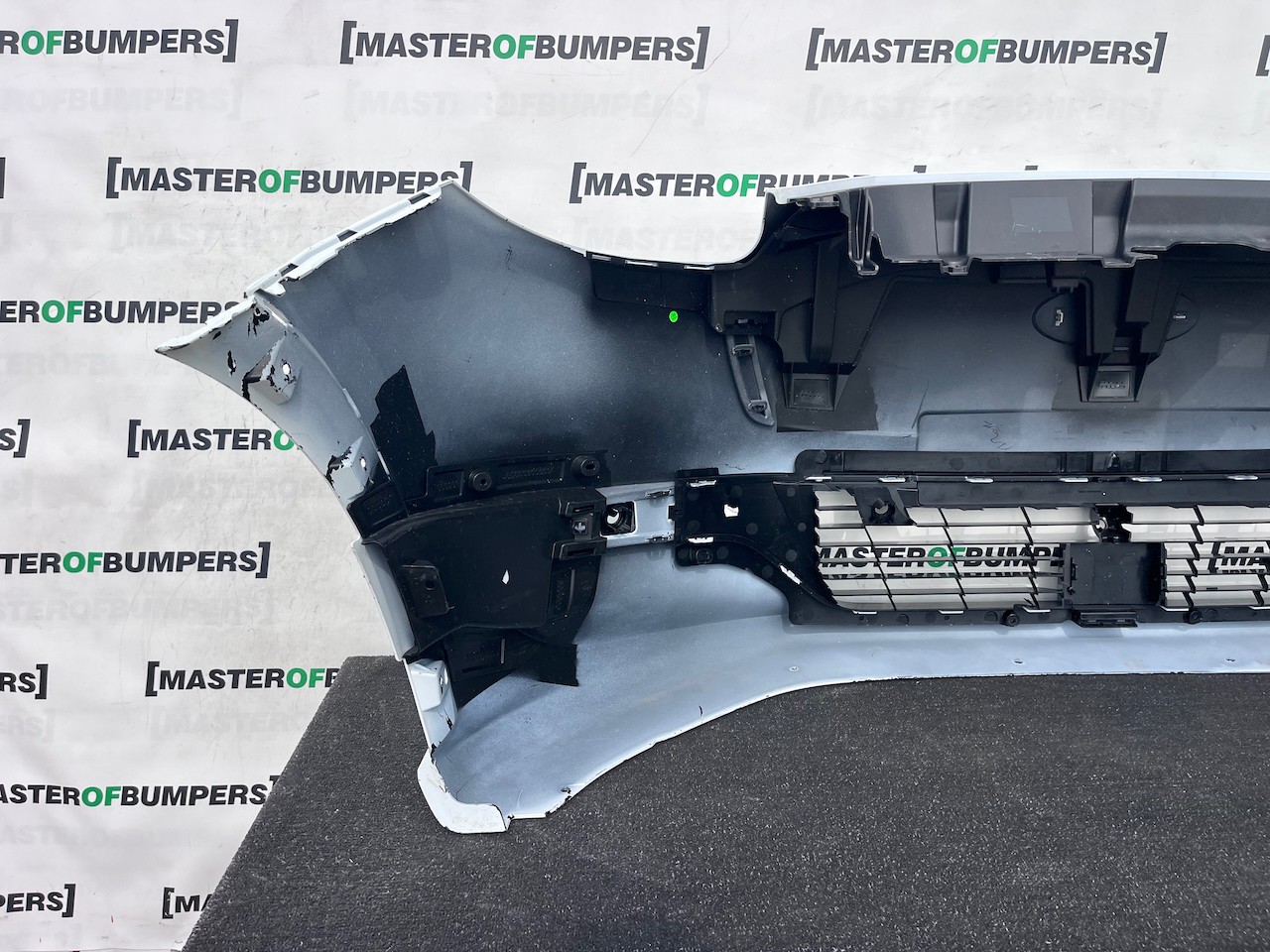 Ford Puma Gen-e Standard Suv 2025-2027 Front Bumper 4 Pdc Genuine [f879]