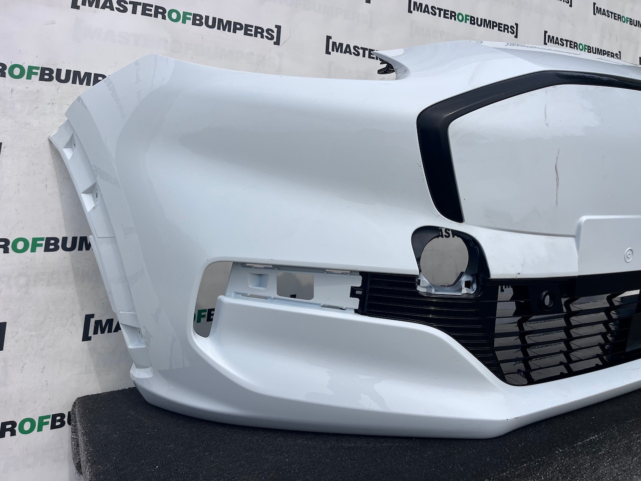 Ford Puma Gen-e Standard Suv 2025-2027 Front Bumper 4 Pdc Genuine [f879]