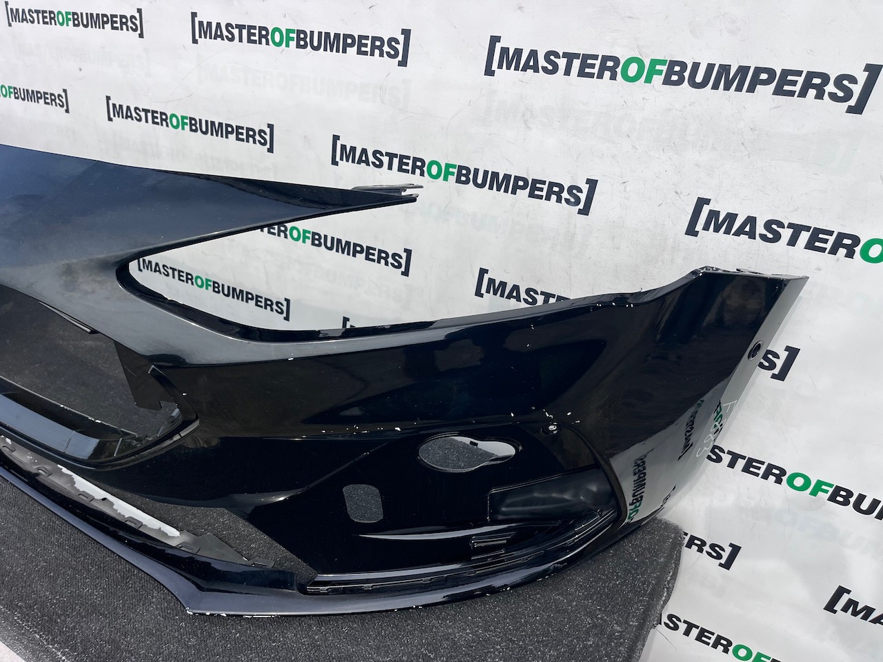 Ford Focus St St Line Hatchback Lift 2023-2026 Front Bumper 6 Pdc Genuine [f883]