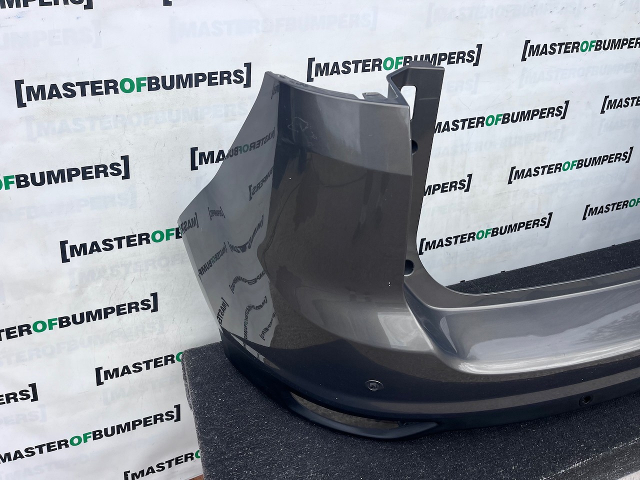Ford C Max Zetec Titanium Mk2 2010-2015 Rear Bumper 4 Pdc Genuine [f899]