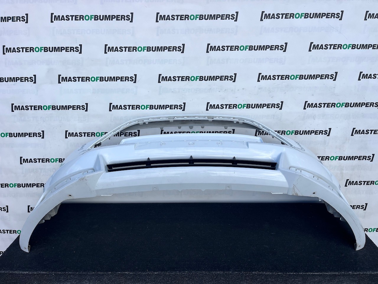 Ford Focus St Mk3 Lift Hatchback 2015-2018 Front Bumper No Jets Genuine [f902]