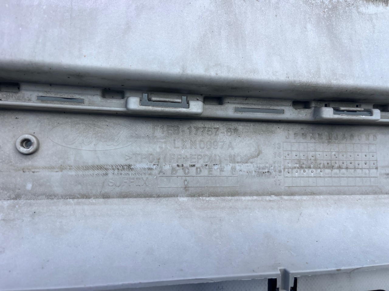 Ford Focus St Mk3 Lift Hatchback 2015-2018 Front Bumper No Jets Genuine [f902]
