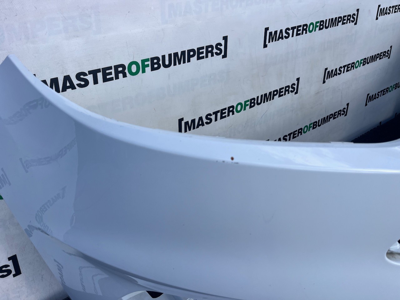 Ford Focus St Mk3 Lift Hatchback 2015-2018 Front Bumper No Jets Genuine [f902]