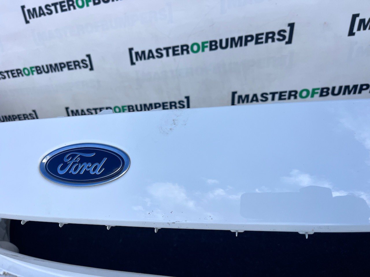 Ford Focus St Mk3 Lift Hatchback 2015-2018 Front Bumper No Jets Genuine [f902]