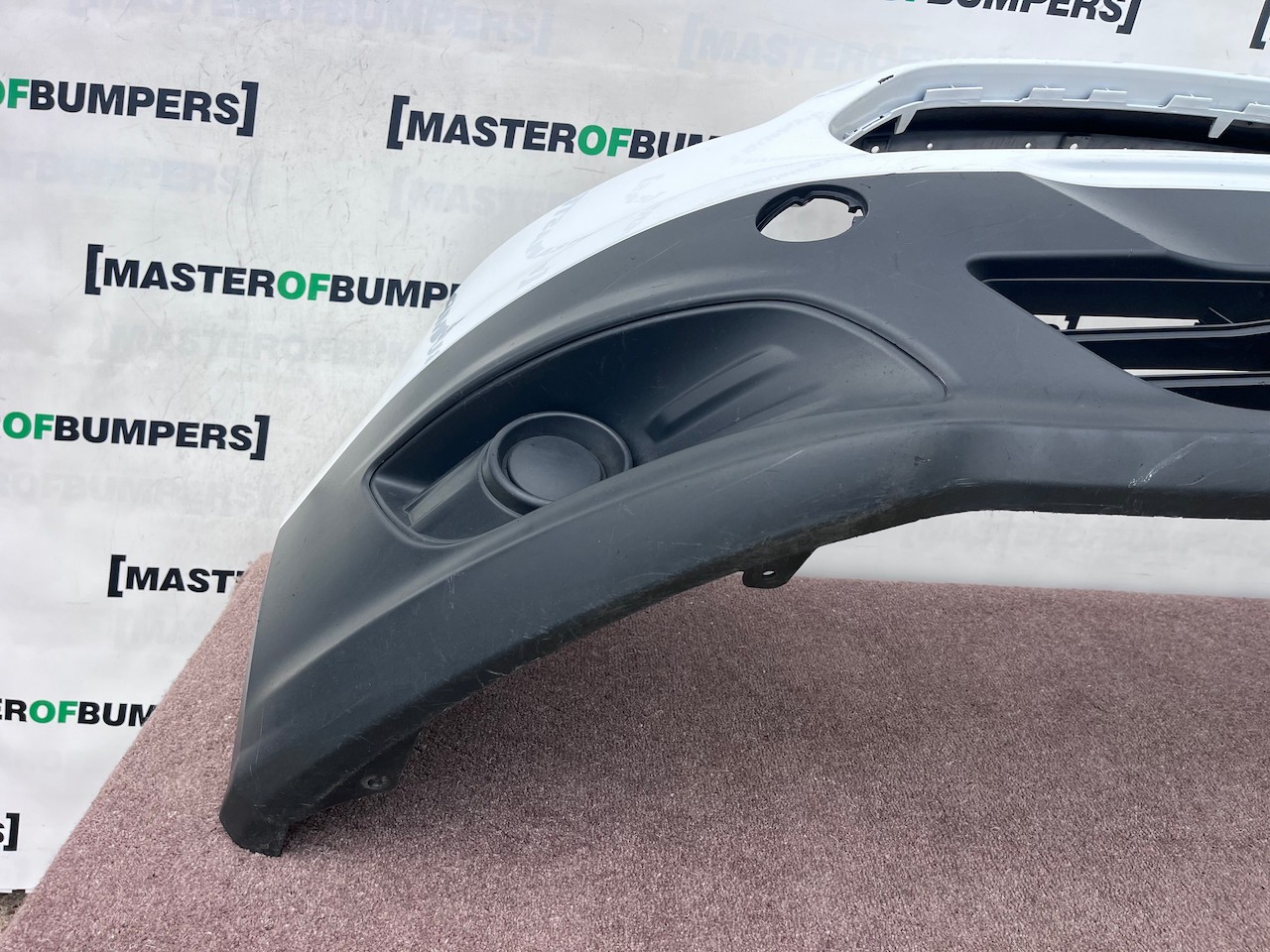 Ford Transit Courier Van 2013-2016 Front Bumper No Pdc Genuine [f915]