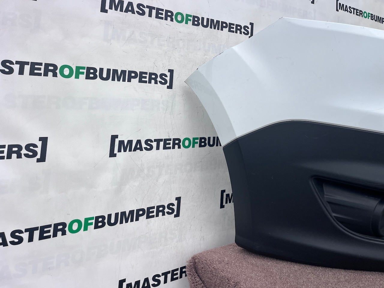Ford Transit Courier Van 2013-2016 Front Bumper No Pdc Genuine [f915]