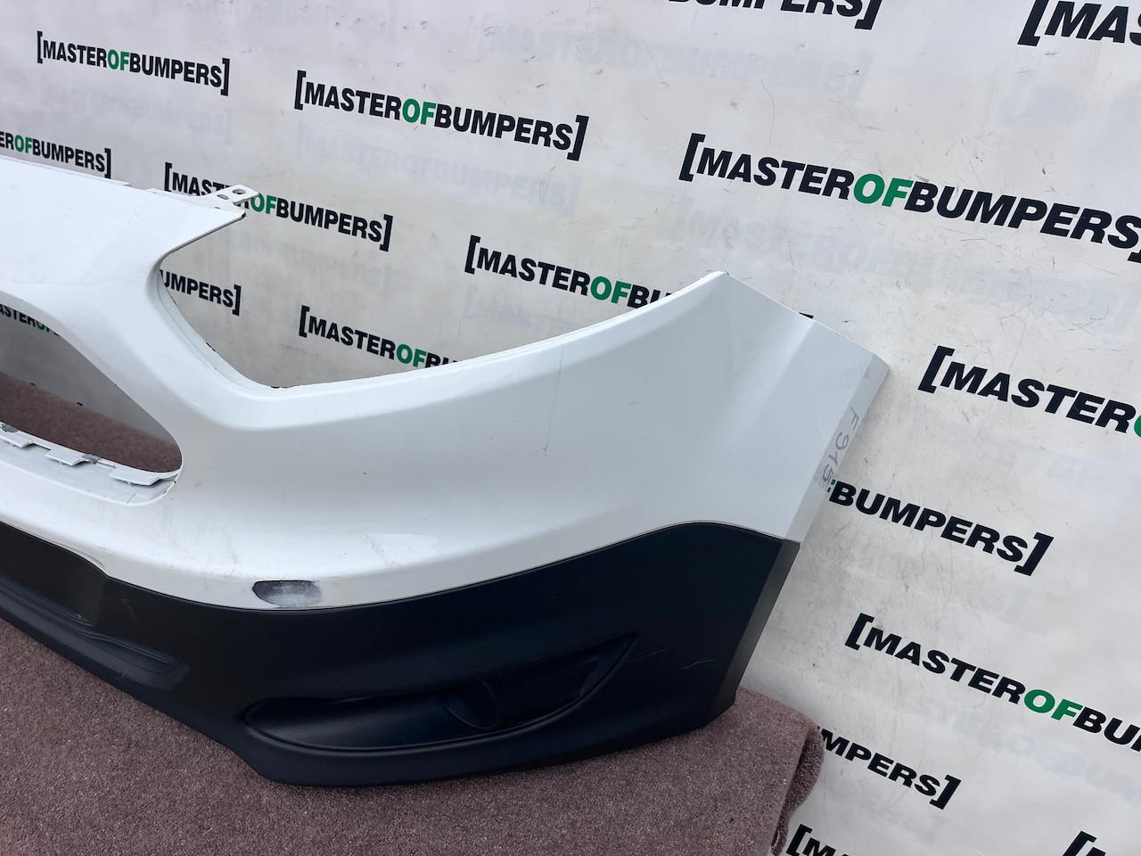 Ford Transit Courier Van 2013-2016 Front Bumper No Pdc Genuine [f915]