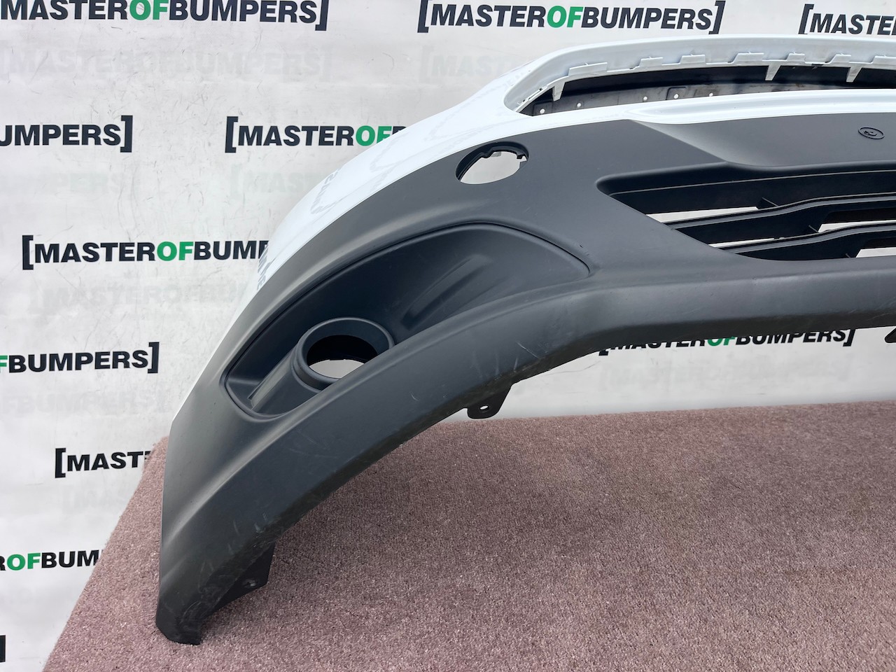 Ford Transit Courier Van 2013-2016 Front Bumper No Pdc Genuine [f916]