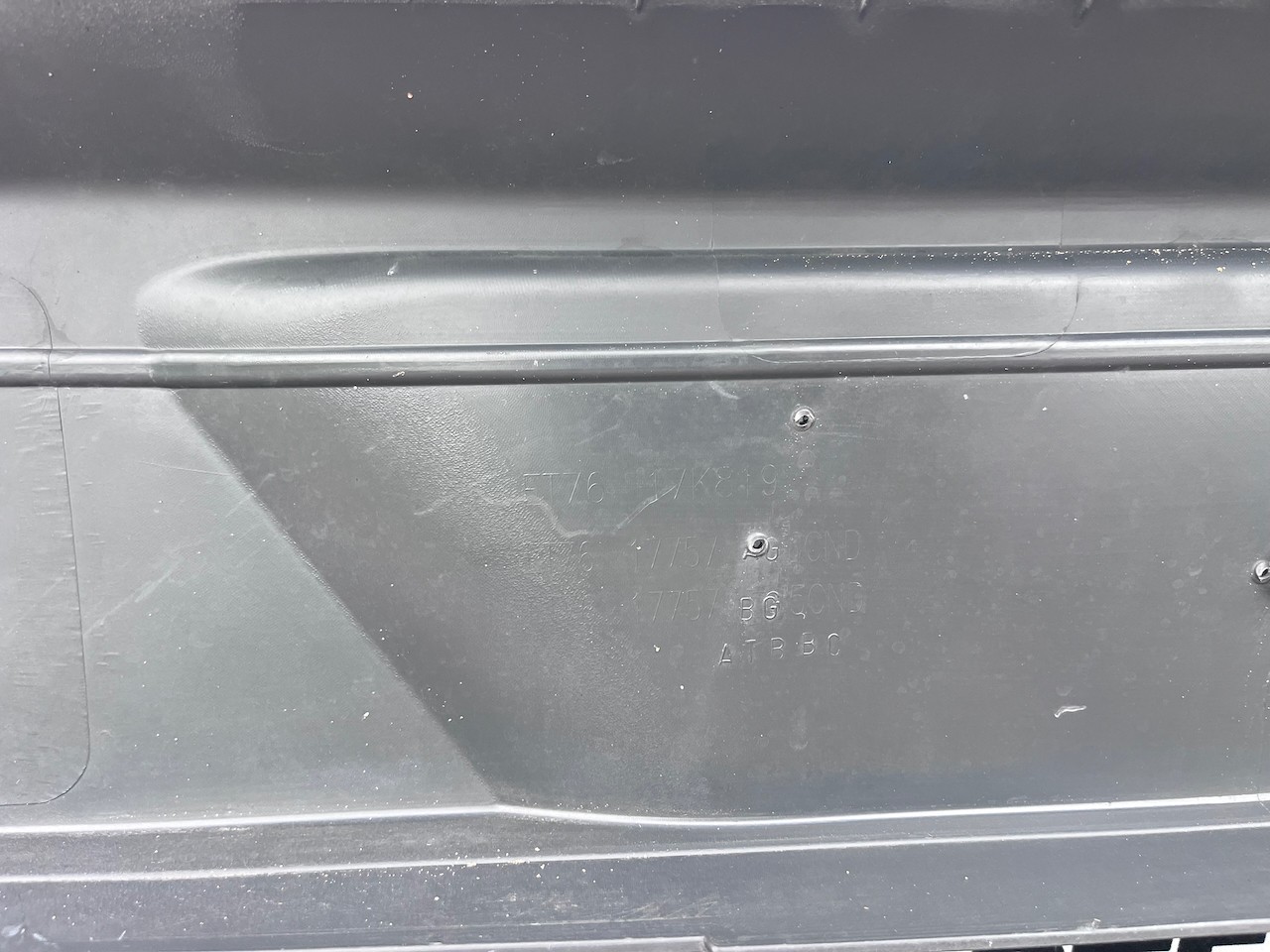 Ford Transit Courier Van 2013-2016 Front Bumper No Pdc Genuine [f917]