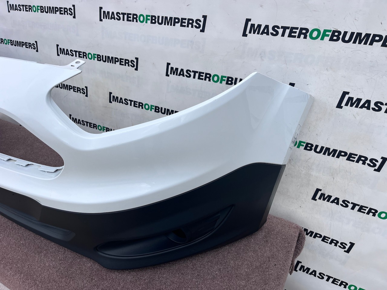 Ford Transit Courier Van 2013-2016 Front Bumper No Pdc Genuine [f917]