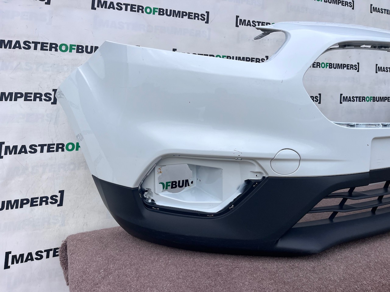 Ford Transit Courier Van 2019-2023 Front Bumper No Pdc Genuine [f918]