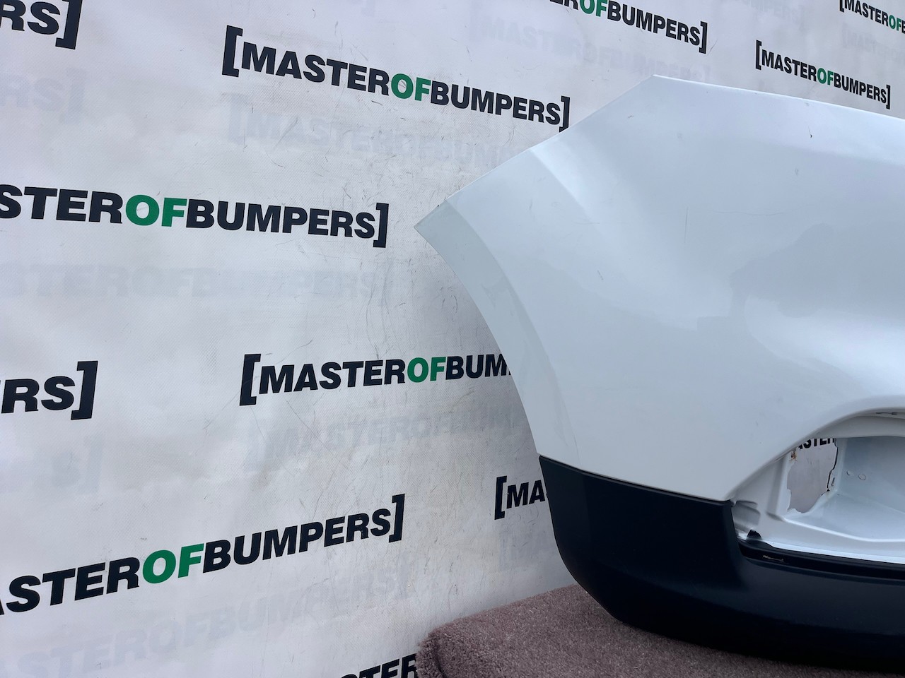 Ford Transit Courier Van 2019-2023 Front Bumper No Pdc Genuine [f918]