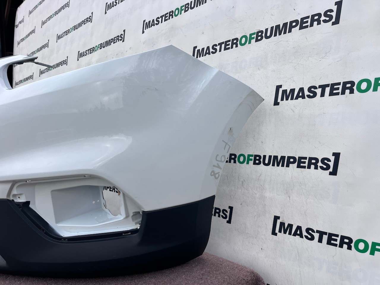Ford Transit Courier Van 2019-2023 Front Bumper No Pdc Genuine [f918]